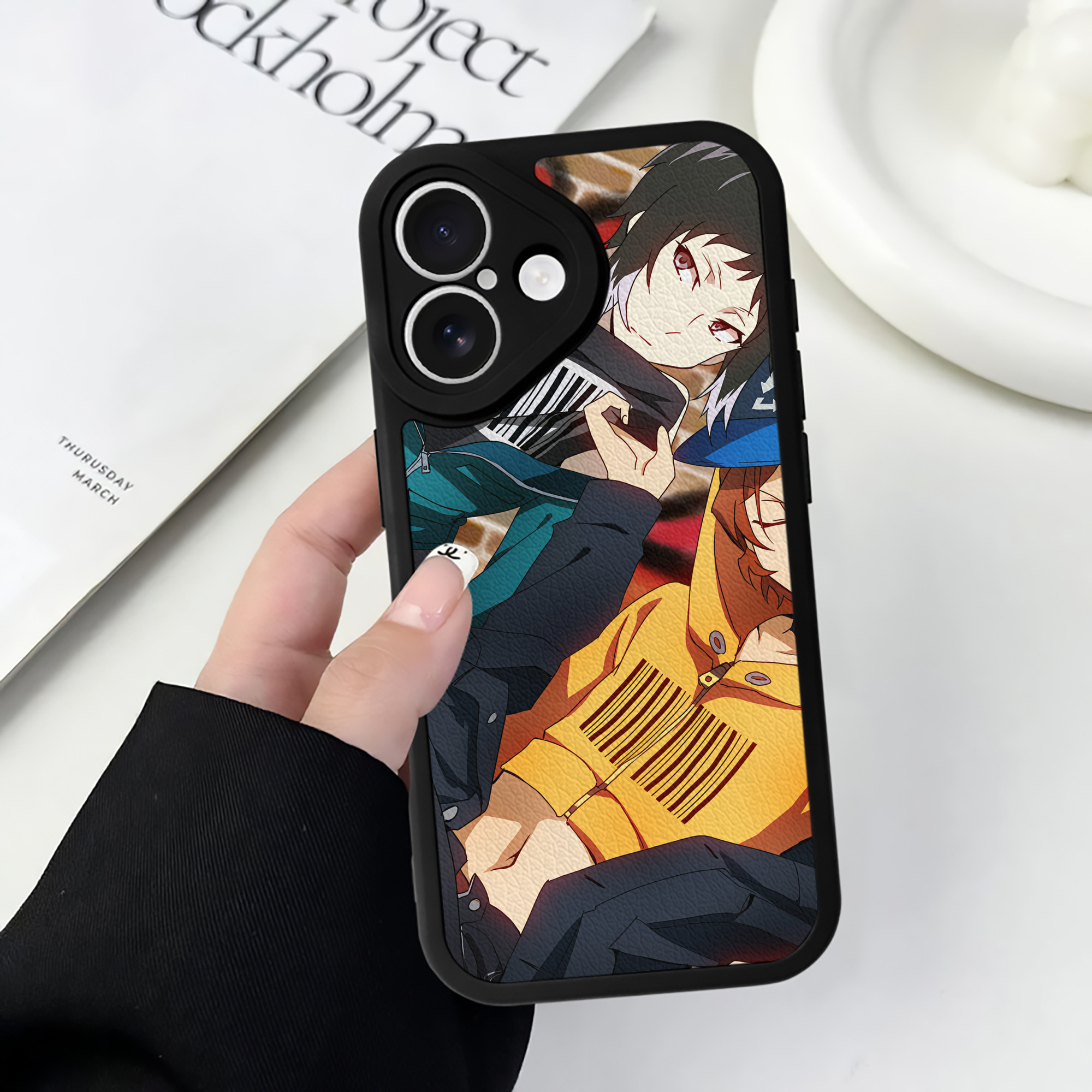 （画像用） 文豪ストレイドッグス Bungo Stray Dogs 【iPhone 16シリーズ対応】シリコンスマホケース（レザー調） 材質：シリコン